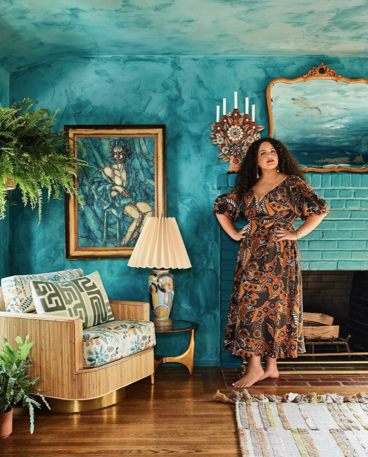 Justina Blakely using >this color is BLUE REEF / INTERNO LIMEWASH from Sydney Harbour Paint Co.