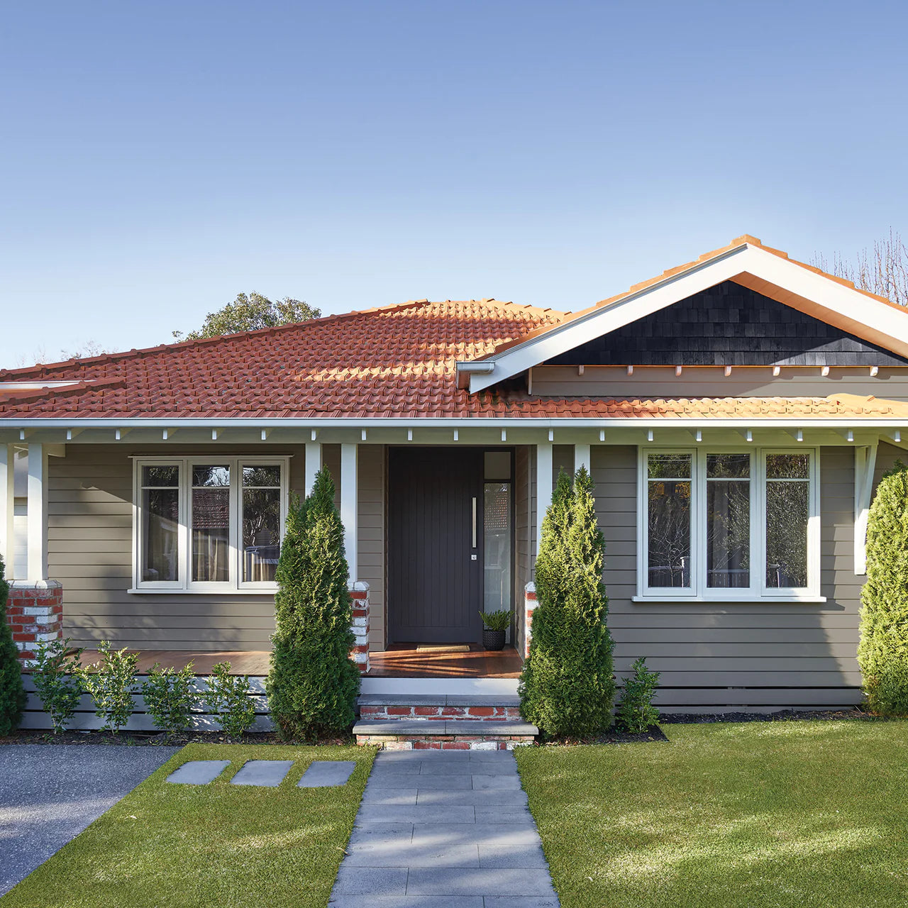Wattleseed in Eggshell finish on exterior home in Australia